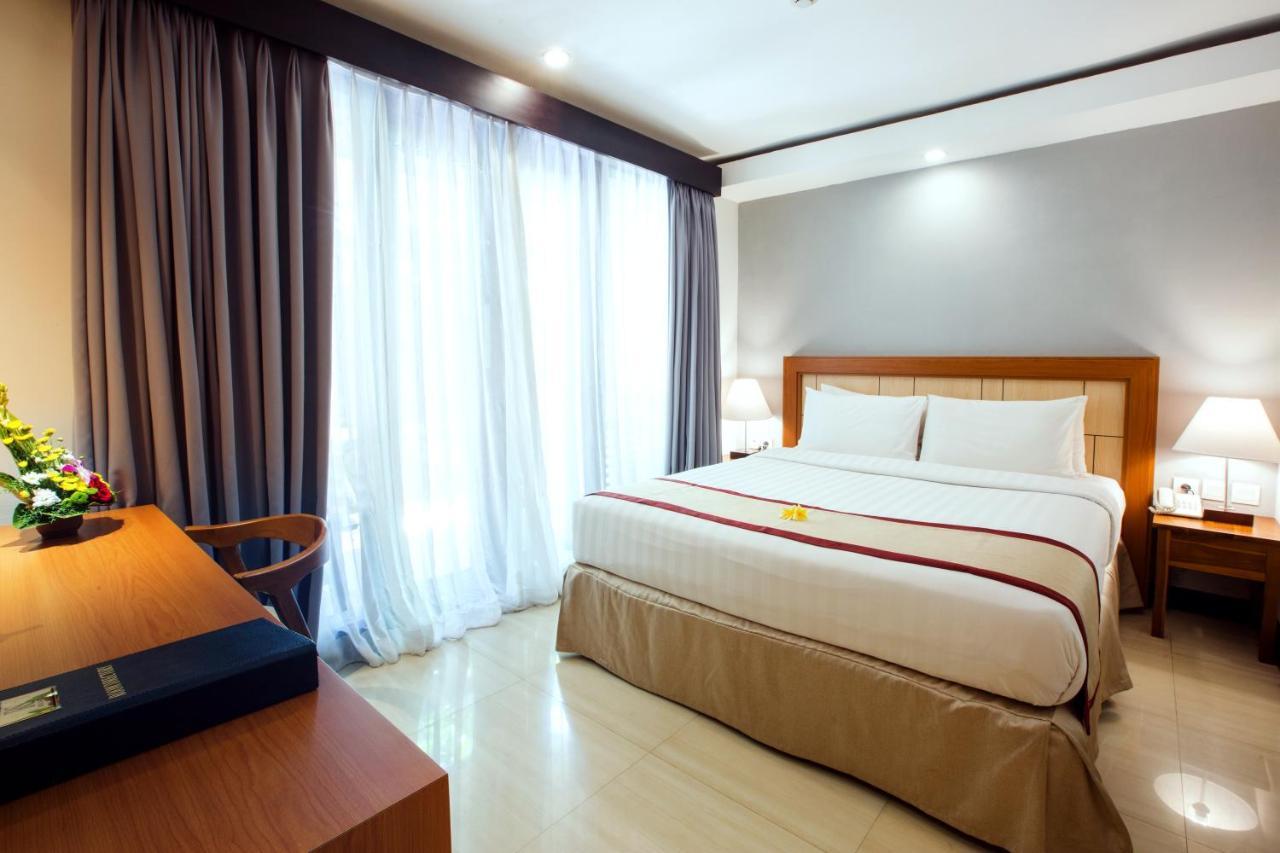 Royal Regantris Kuta Hotel Kuta  Exterior photo